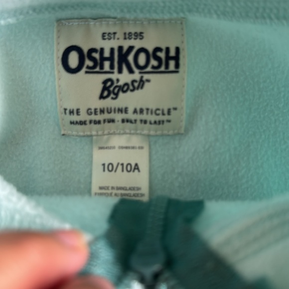 Two OshKosh B’Gosh Girl’s Sweaters in size 10/10A - Picture 3 of 9